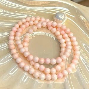 BQC3 Organic Carribean Blush Pink 6mm Queen Conch 3-Layers Stretchy Bracelet